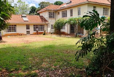 5 Bed House with En Suite at Nyari