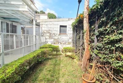 4 Bed Townhouse with En Suite at Brookside Drive