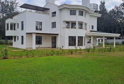 7 Bed House with En Suite at Ndege Road