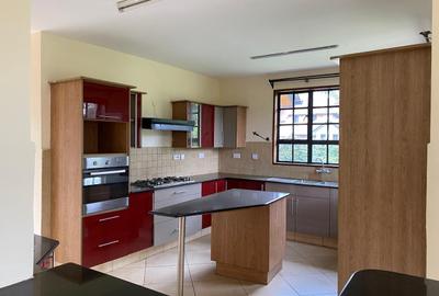 4 Bed House with En Suite in Karen