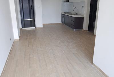 Serviced 1 Bed Apartment with En Suite in Westlands Area