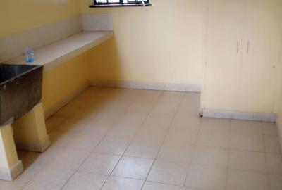 4 Bed Apartment with En Suite in Rhapta Road