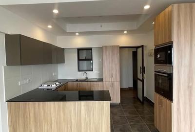 3 Bed Apartment with En Suite at Kindaruma Road