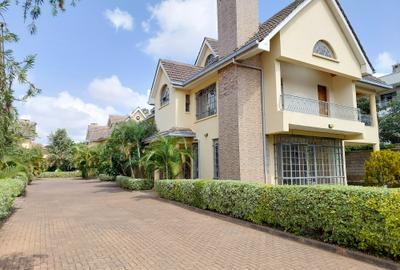 5 Bed Townhouse with En Suite at Owashiga Road - 2