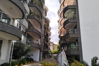 3 Bed Apartment with En Suite in Westlands Area