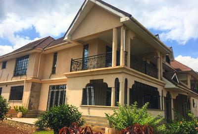 7 Bed Villa with En Suite in Runda