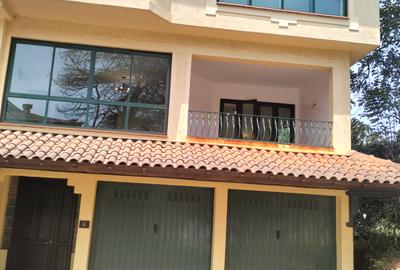 3 Bed Townhouse with En Suite in Westlands Area