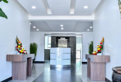 3,500 ft² Office with Service Charge Included in Hurlingham - 2