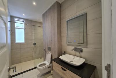 1 Bed Apartment with En Suite at Westlands - 4