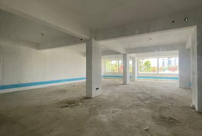 1,130 ft² Office with Service Charge Included at Links Road