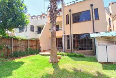 5 Bed Townhouse with En Suite at Lavington - 3