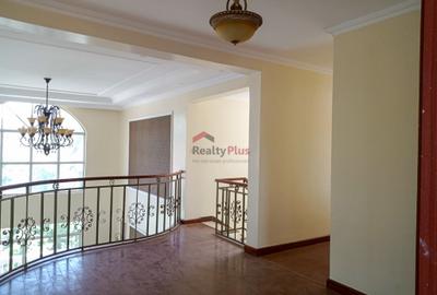 4 Bed Apartment with En Suite in Kilimani