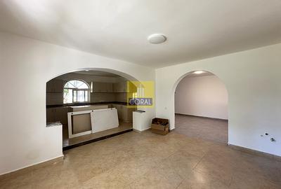 6,000 ft² Commercial Property in Karen - 3