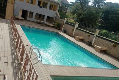 1 Bed Apartment with Swimming Pool in Kilimani