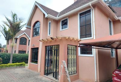 5 Bed Townhouse with En Suite at Muthangari Drive