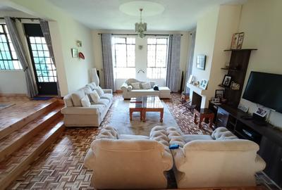 4 Bed House with En Suite in Kitisuru