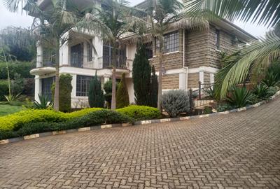 5 Bed Villa with En Suite in Kitisuru