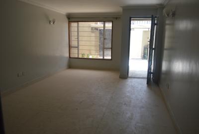 4 Bed Townhouse with En Suite at Umoja Phase 2 - 4