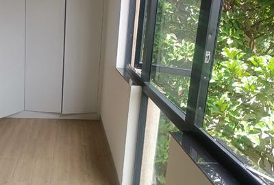 3 Bed Apartment with En Suite in Lavington