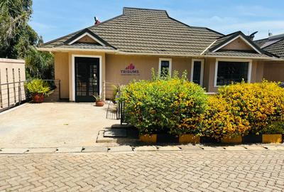 5 Bed Townhouse with En Suite in Kitisuru