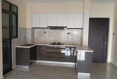 2 Bed Apartment with En Suite in Lavington - 2