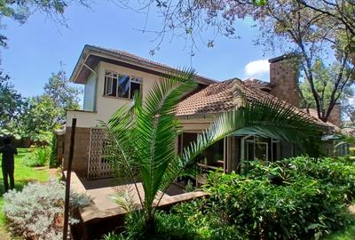 4 Bed Townhouse with En Suite at Lavington Green - 2