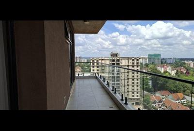 3 Bed Apartment with En Suite in Brookside - 4