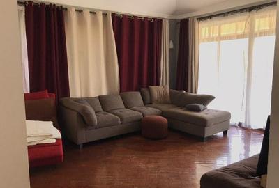 4 Bed Villa with En Suite in Ridgeways - 3