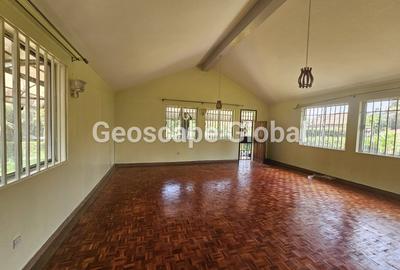 5 Bed House with En Suite in Nyari - 3