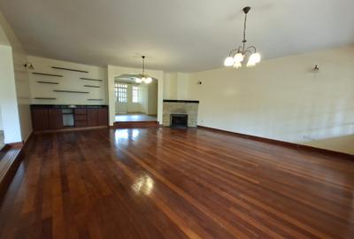 4 Bed Townhouse with En Suite at Rosslyn Lone Tree Estate Rd - 4