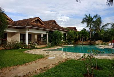 7 Bed Villa with En Suite at Naivas Kilifi