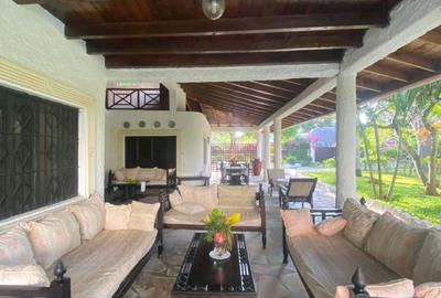 4 Bed Villa with En Suite in Malindi