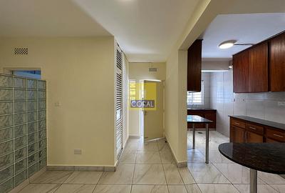 2 Bed Apartment in Parklands - 2