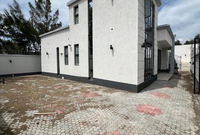 4 Bed House with En Suite in Ruiru - 2