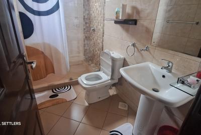 Serviced 2 Bed Apartment with En Suite at Brookside Gardens