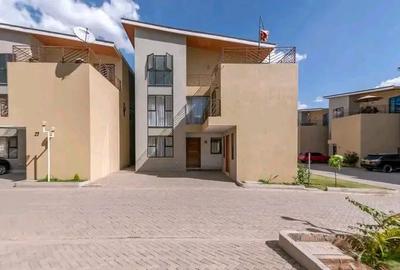 4 Bed Townhouse with En Suite in Syokimau - 4