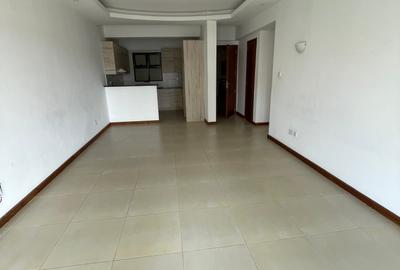 2 Bed Apartment with En Suite in Westlands Area - 3