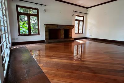 4 Bed Villa with En Suite in Kitisuru