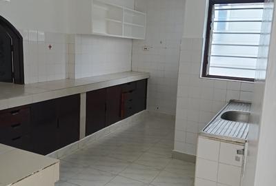 2 Bed Villa with En Suite at 3 Rd Avanue - 3