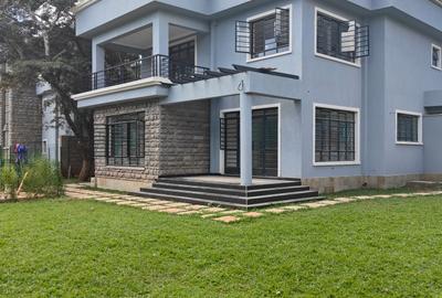 4 Bed House with Walk In Closet at Mutero Road