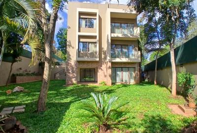 5 Bed Townhouse with En Suite at Lavington Green - 2