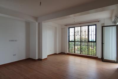 4 Bed Apartment with En Suite at City Park Drive - 3