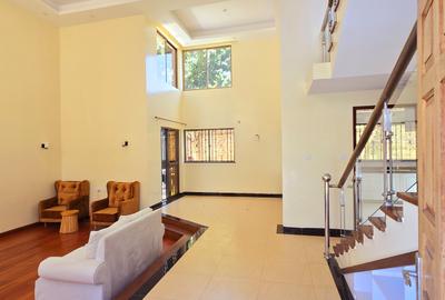 5 Bed Townhouse with En Suite at Lavington Green - 4