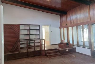 Commercial Property with Service Charge Included in Lavington - 4