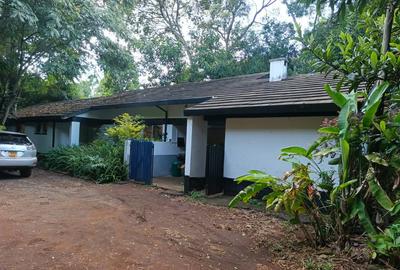 4 Bed House with En Suite at Loresho Crescent