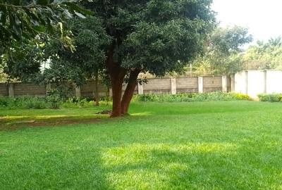 5 Bed Villa with En Suite in Runda