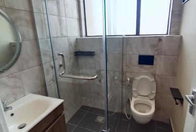 2 Bed Apartment with En Suite at Off Rhapta Road