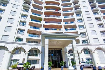 Furnished 2 Bed Apartment with En Suite in Parklands