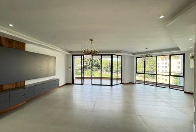 Serviced 3 Bed Apartment with En Suite in Riverside - 2