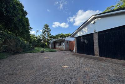 4 Bed House with En Suite in Runda